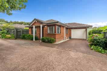 2/6 Arthur Road, Hillpark, Manurewa