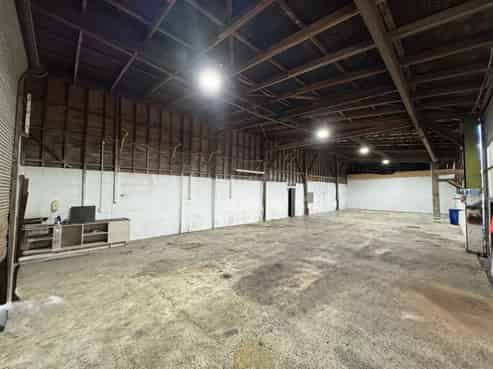 Industrial Warehouse & Yard Space - CBD