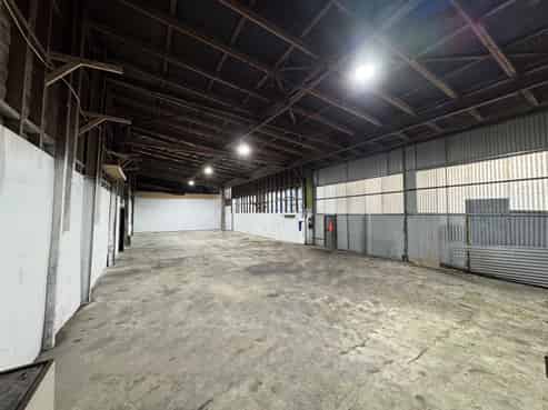 Industrial Warehouse & Yard Space - CBD