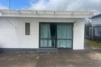 1/54 Glen Road, Ranui