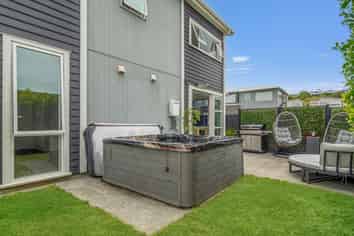 14 Taitonga Lane, Stanmore Bay