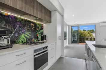 14 Taitonga Lane, Stanmore Bay