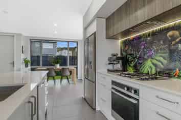 14 Taitonga Lane, Stanmore Bay