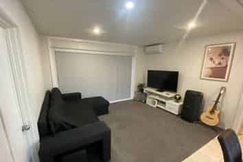 23A Vanbrugh Place, Bucklands Beach