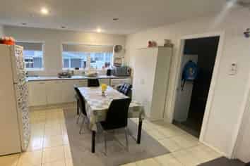 23A Vanbrugh Place, Bucklands Beach