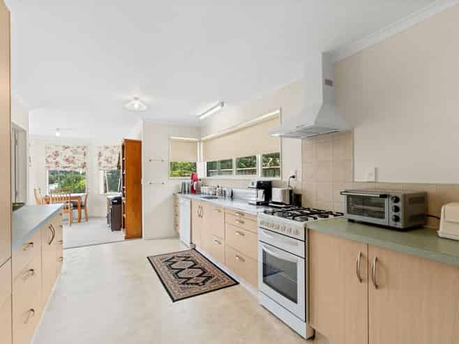 71 Tasman Road, Otaki Beach