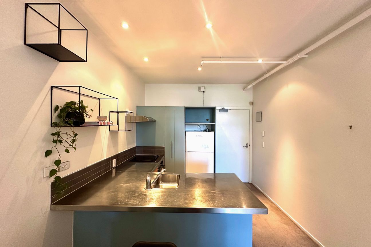 Light, Space & Parking with NY Loft Vibes - Więcej