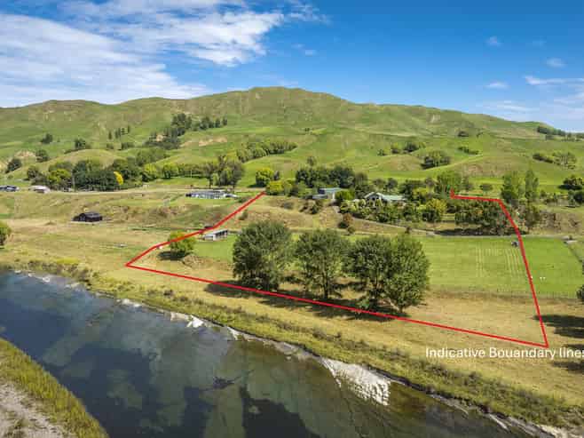 526 River Road, Otane