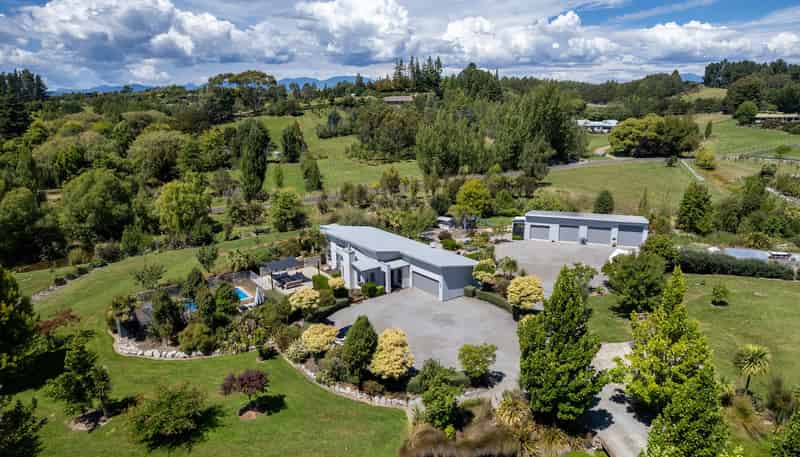 245 Westdale Road, Redwood Valley