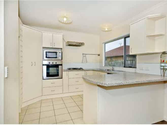 5 Rene Way, Huntington