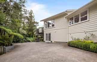 8 Avonleigh Road, Green Bay