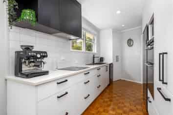 8 Avonleigh Road, Green Bay