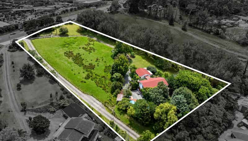 51 Hibiscus Coast Highway, Silverdale