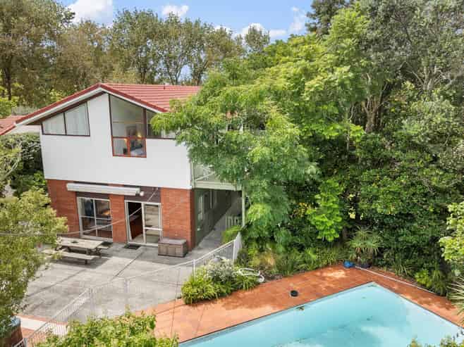 51 Hibiscus Coast Highway, Silverdale