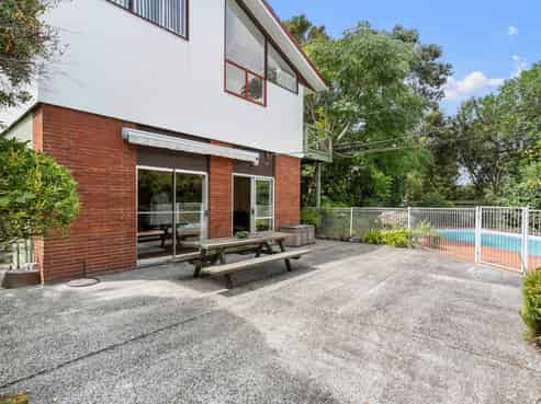51 Hibiscus Coast Highway, Silverdale