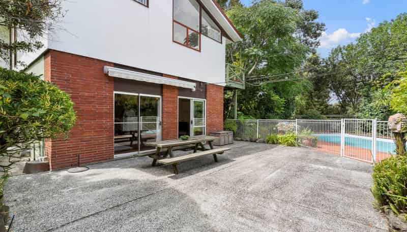 51 Hibiscus Coast Highway, Silverdale