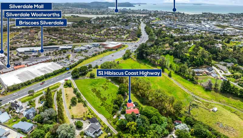 51 Hibiscus Coast Highway, Silverdale