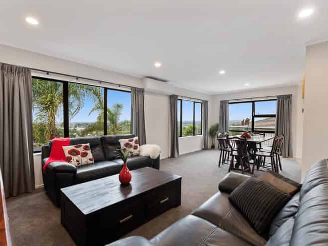 48 Barberton Terrace, Papakura