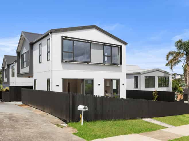 92 Takutai Avenue, Half Moon Bay