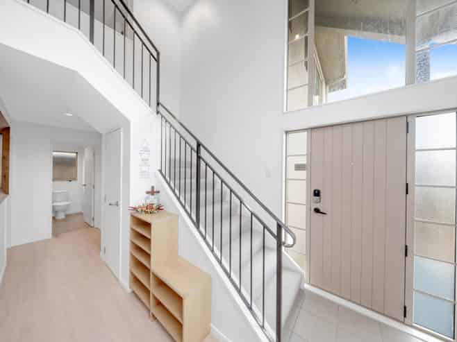 2 Dapple Place, Flat Bush