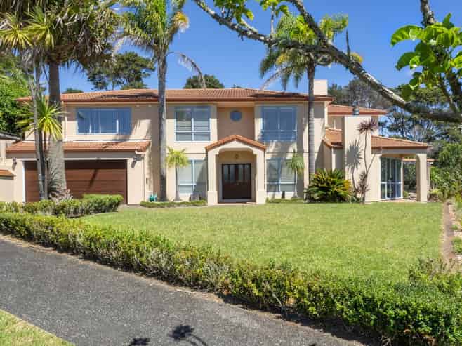 47 Chamari Close, Titirangi