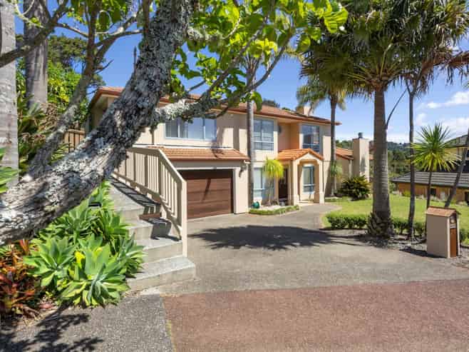 47 Chamari Close, Titirangi