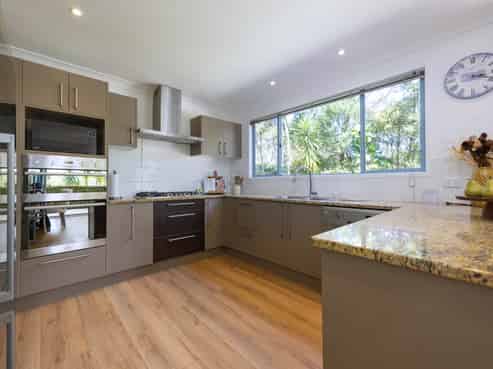 47 Chamari Close, Titirangi