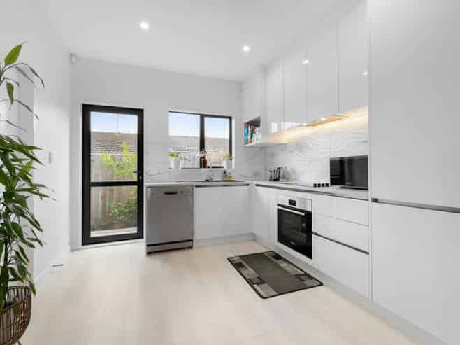 7/66 Clayburn Road, Glen Eden