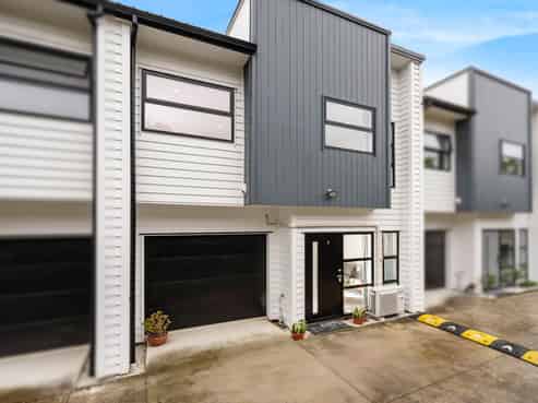 7/66 Clayburn Road, Glen Eden