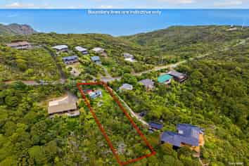 15 Log Race Road, Piha