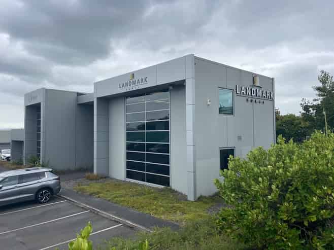 Profile Office With Parking