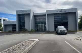 Profile Office With Parking