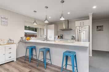 8 Maple Grove, Masterton