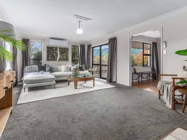 76 Belvedere Avenue, Waikanae