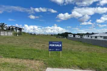 45 Seventh View Avenue, Beachlands
