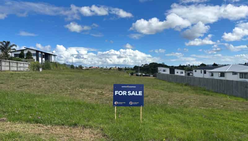 45 Seventh View Avenue, Beachlands