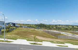 45 Seventh View Avenue, Beachlands