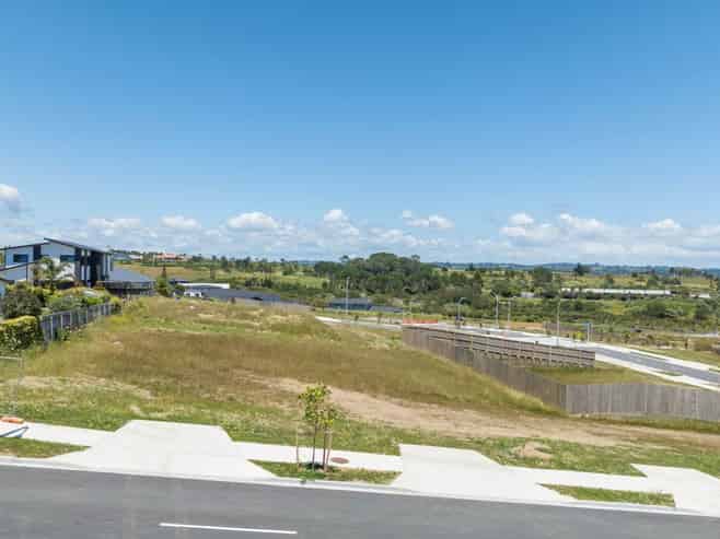 45 Seventh View Avenue, Beachlands