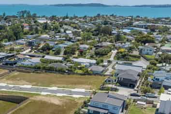 45 Seventh View Avenue, Beachlands