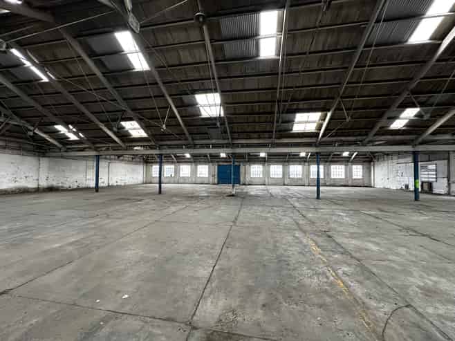 Harbour Basin Warehouse - Split or Whole