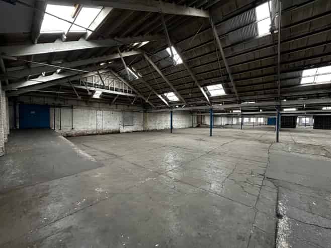 Harbour Basin Warehouse - Split or Whole