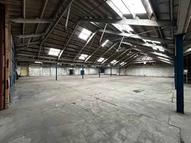 Harbour Basin Warehouse - Split or Whole