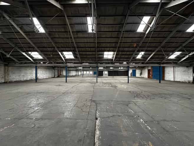 Harbour Basin Warehouse - Split or Whole