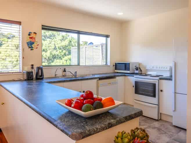 30 Coromandel Road, Oneroa