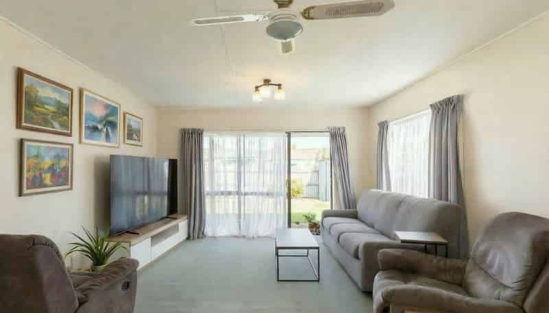15B jeffares Place, Taradale