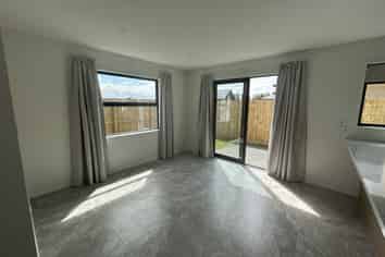 15 Thirlwall Street, Woodend