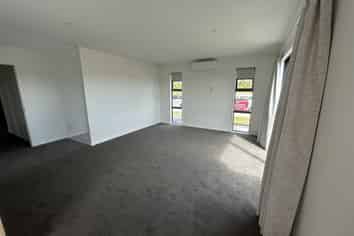 15 Thirlwall Street, Woodend