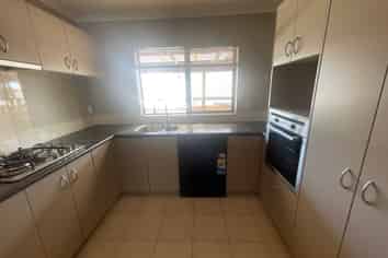 11 Innisowen Place, Flat Bush