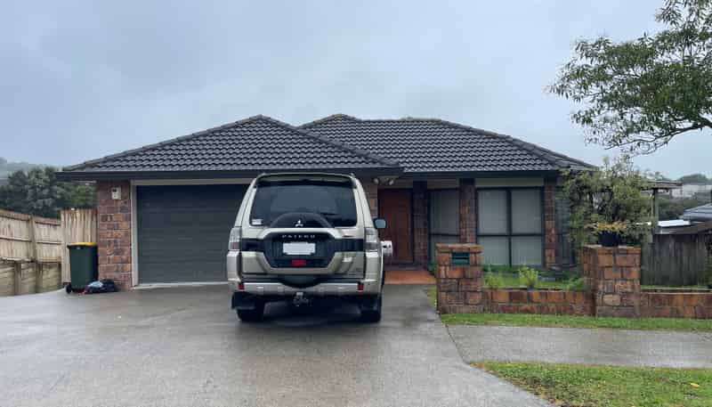 11 Innisowen Place, Flat Bush