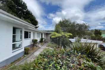 1 Coast Road, Wainuiomata